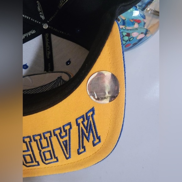 Golden State Warriors Snap Back Adjustable Black/Blue Mitchell and Ness EUC - Picture 5 of 8